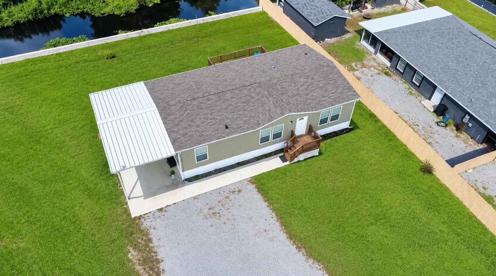 1121 ORANGE Loop, Okeechobee, FL 34974 photo 7