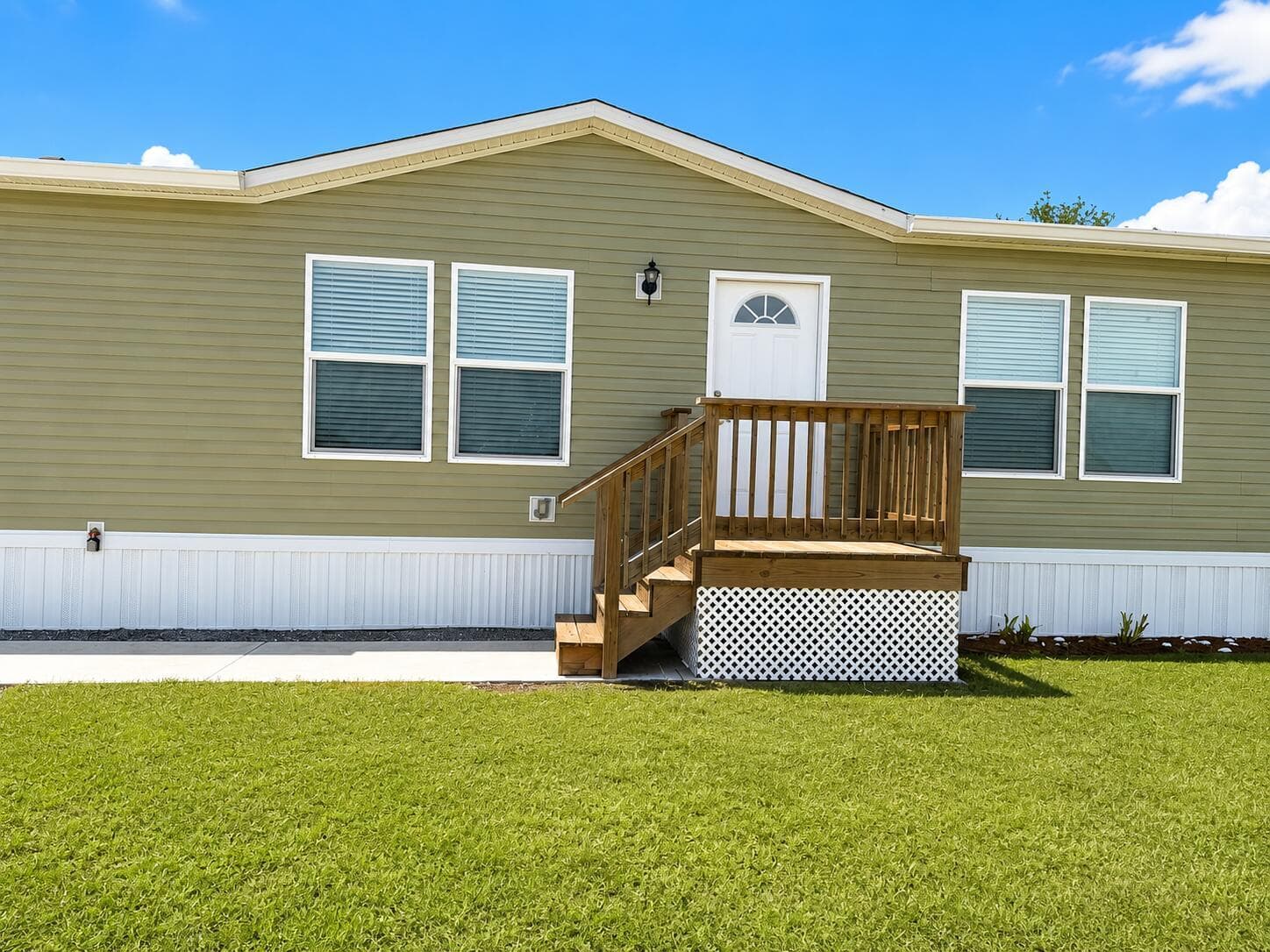 1121 ORANGE Loop, Okeechobee, FL 34974 photo 3