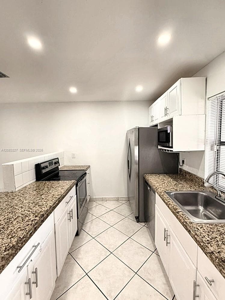 10554 NW 3rd St # 0, Pembroke Pines, FL 33026 photo 5