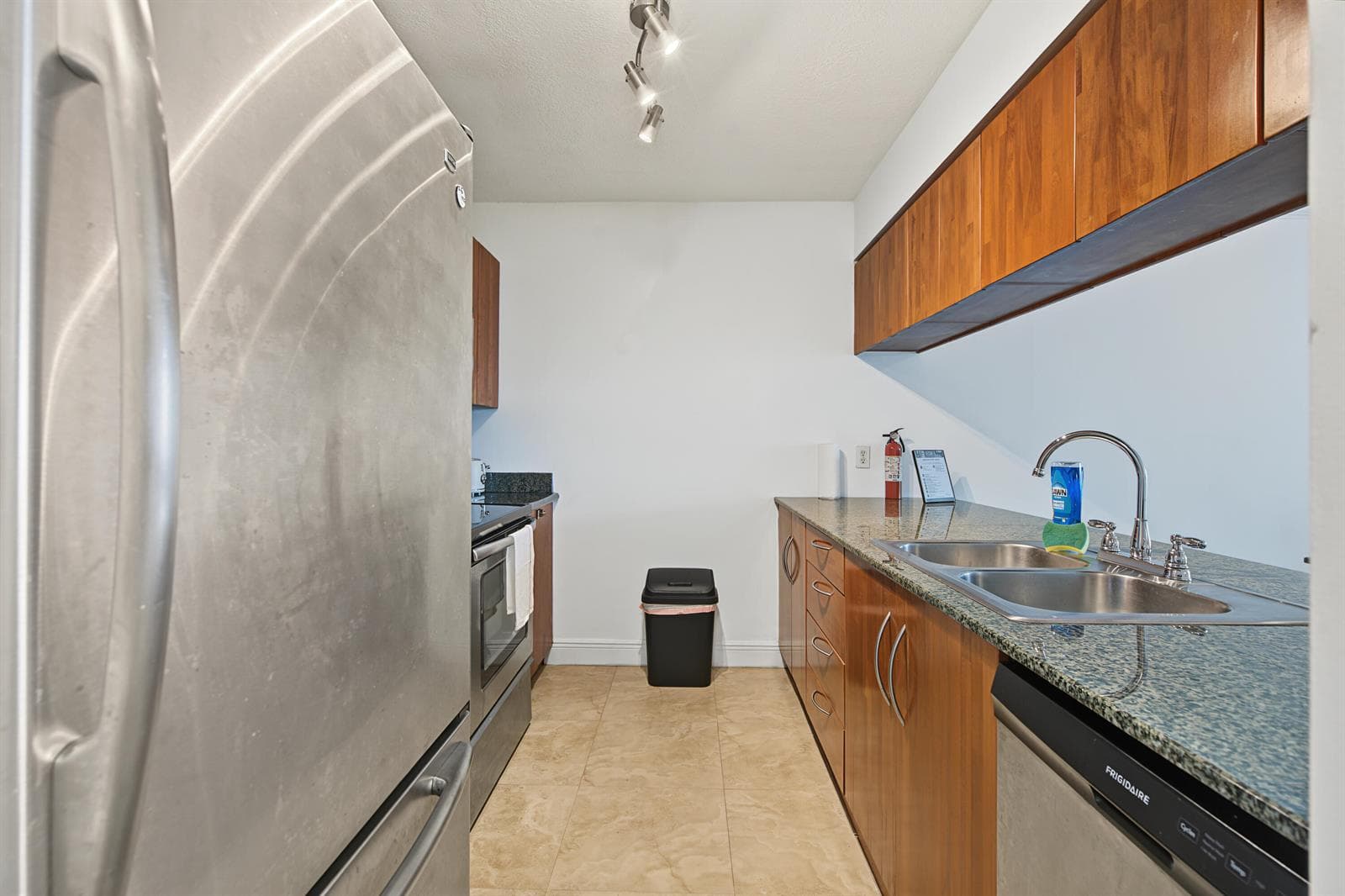 1200 BRICKELL BAY Drive # 3419, Miami, FL 33131 photo 13