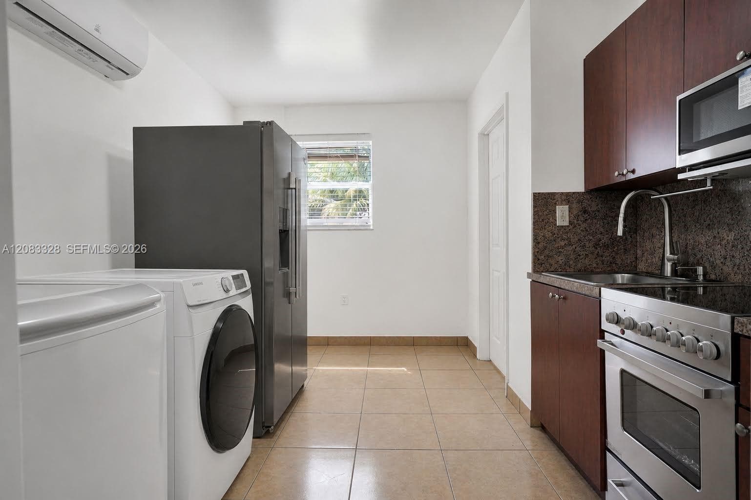 8295 NW 4th Ave # B, Miami, FL 33150 photo 8