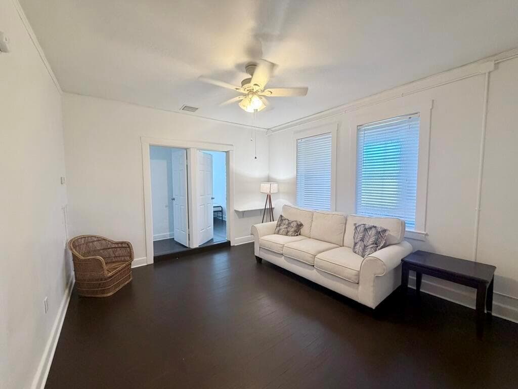 406 NORTHWOOD Road # 3, West Palm Beach, FL 33407 photo 4