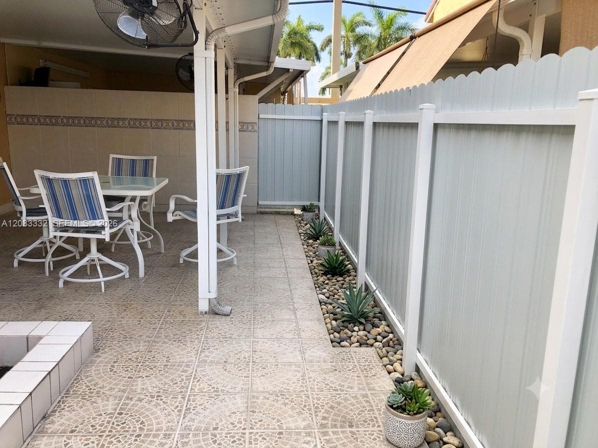 2775 W 62nd St # 106, Hialeah, FL 33016 photo 4
