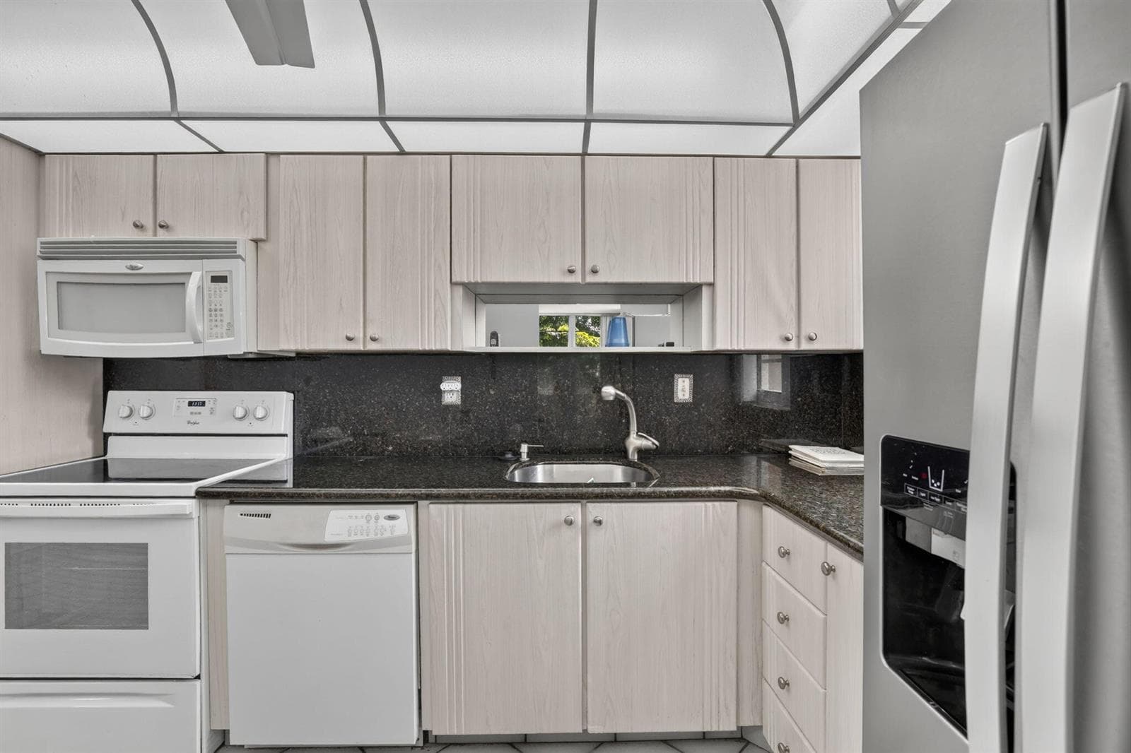1400 Saint Charles Place # 313, Pembroke Pines, FL 33026 photo 12