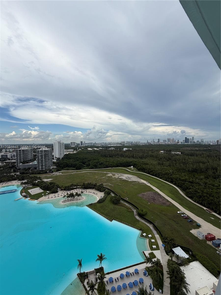 2411 Laguna Cir # 2307, North Miami, FL 33181 photo 13