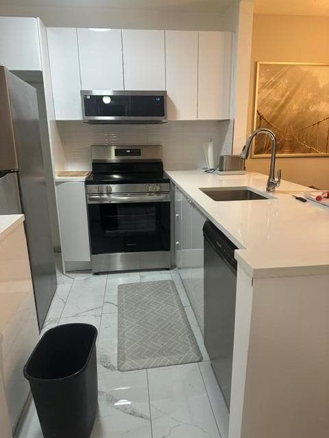 4411 NW 16th Street # F109, Lauderhill, FL 33313
