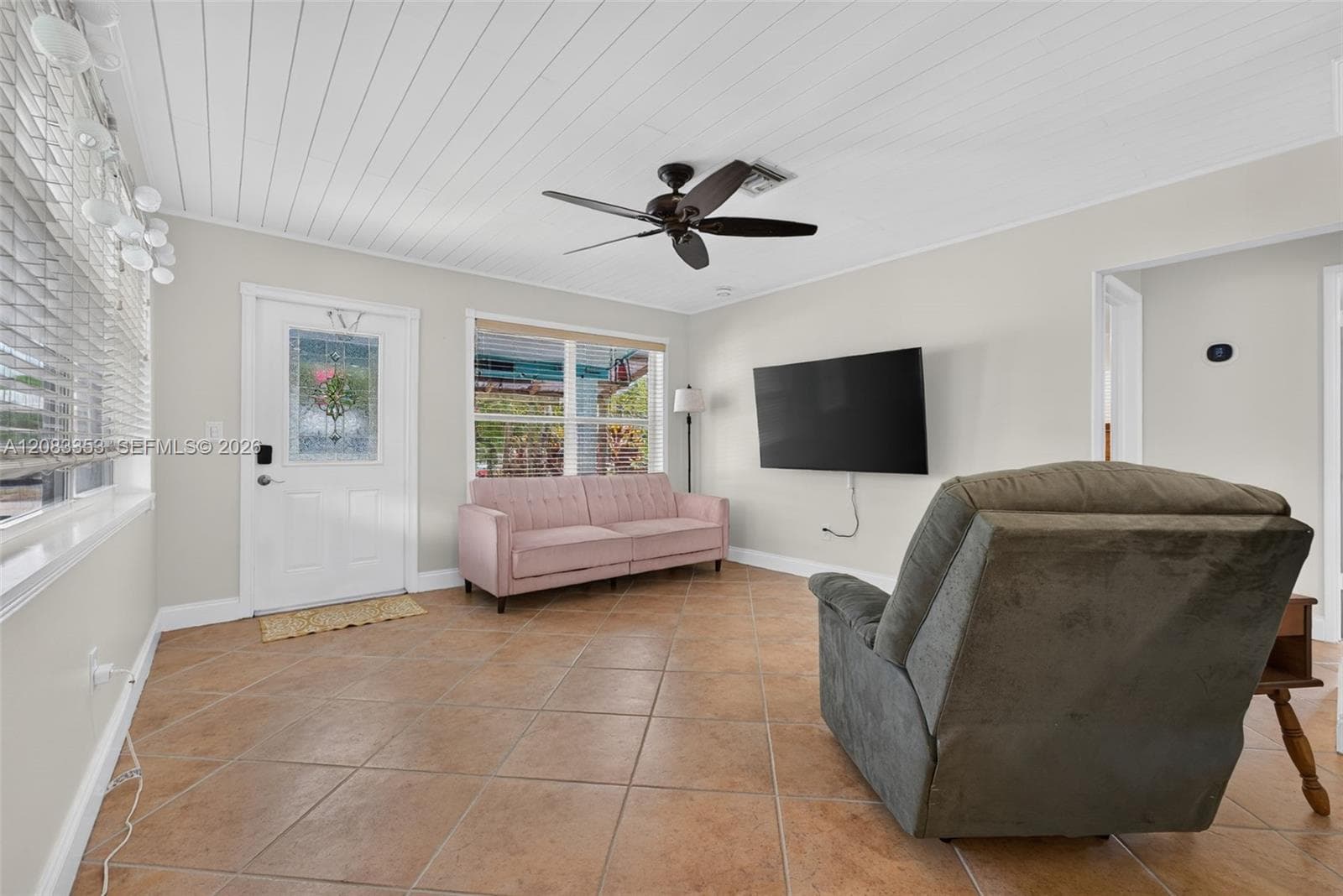 4831 NE 8th Ave, Oakland Park, FL 33334 photo 9