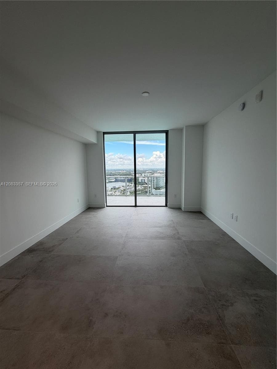 2411 Laguna Cir # 2508, North Miami, FL 33181 photo 11