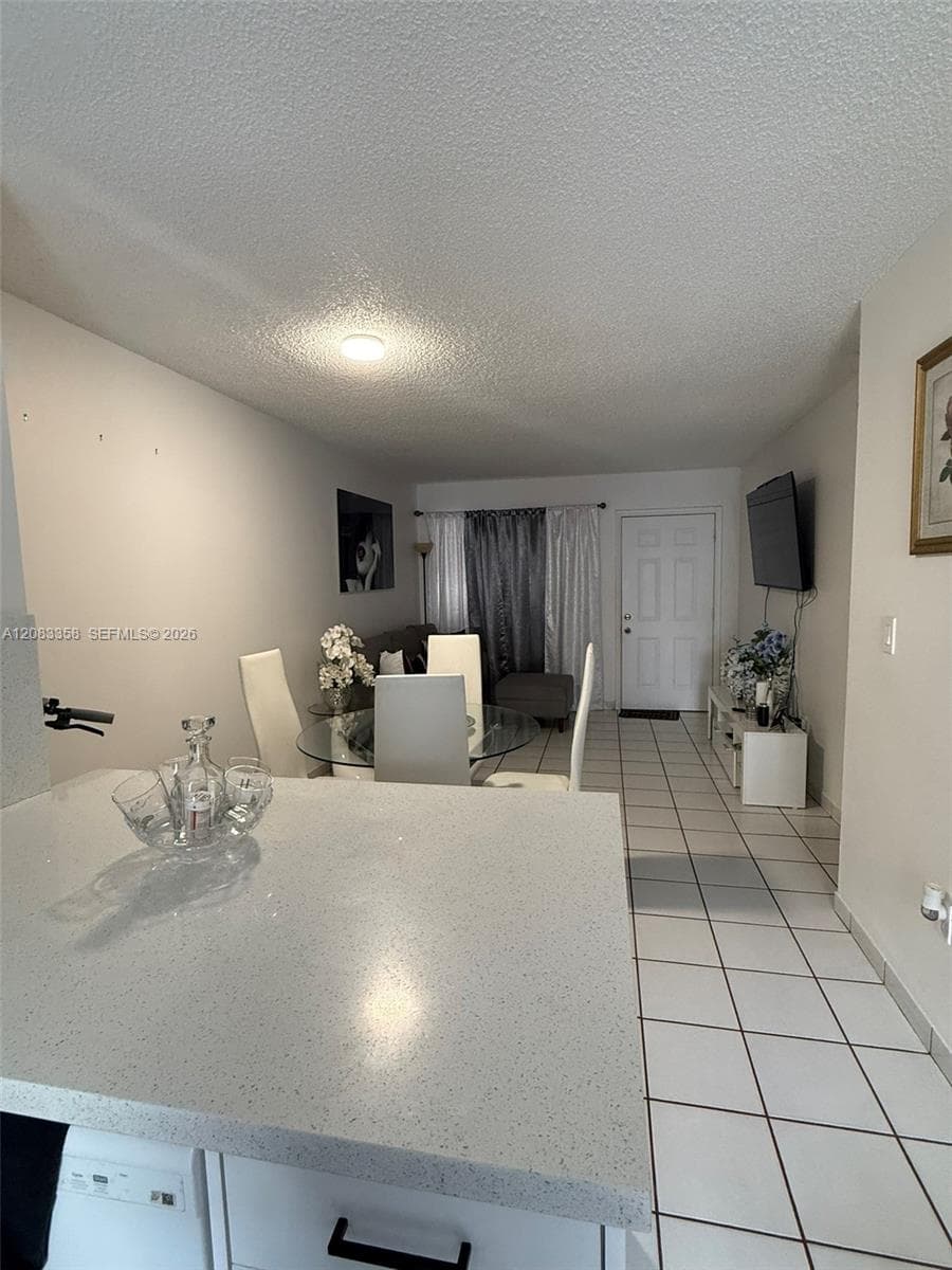 5420 W 21st Ct # 211, Hialeah, FL 33016 photo 5