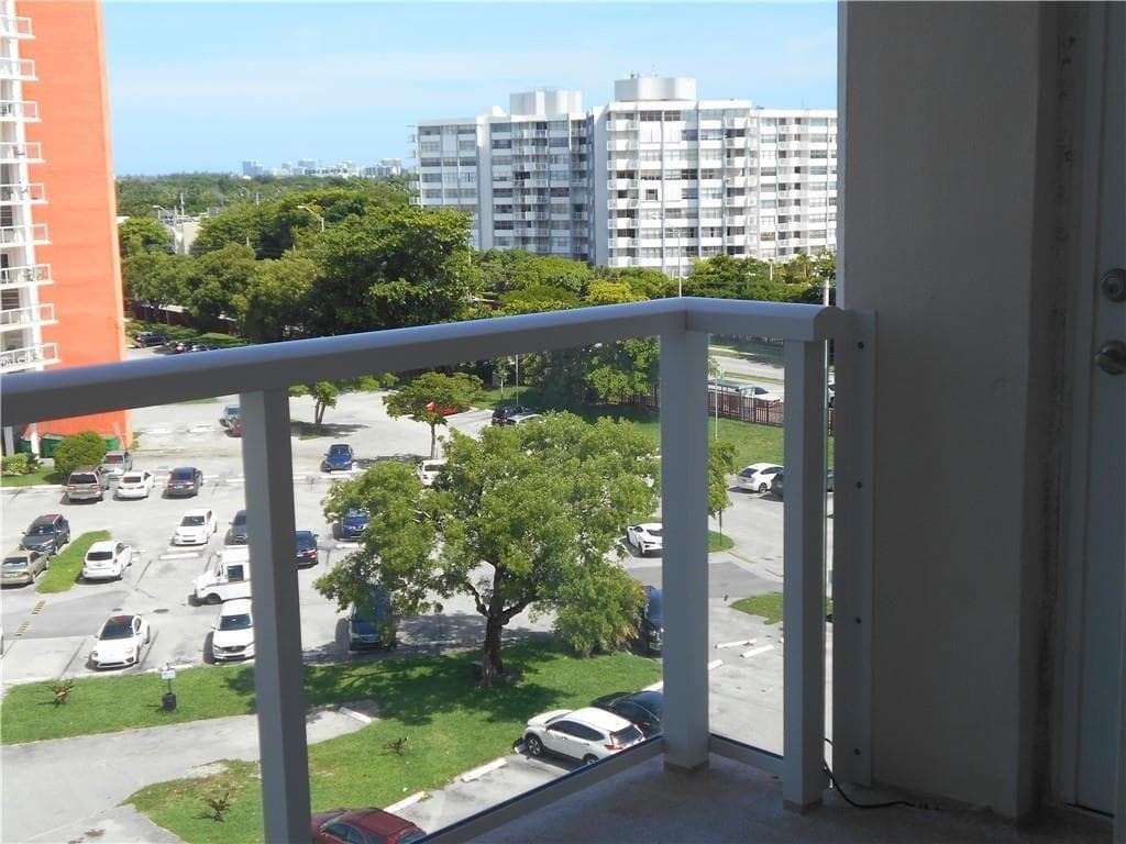1301 NE MIAMI GARDENS Drive # 723W, Miami, FL 33179 photo 7