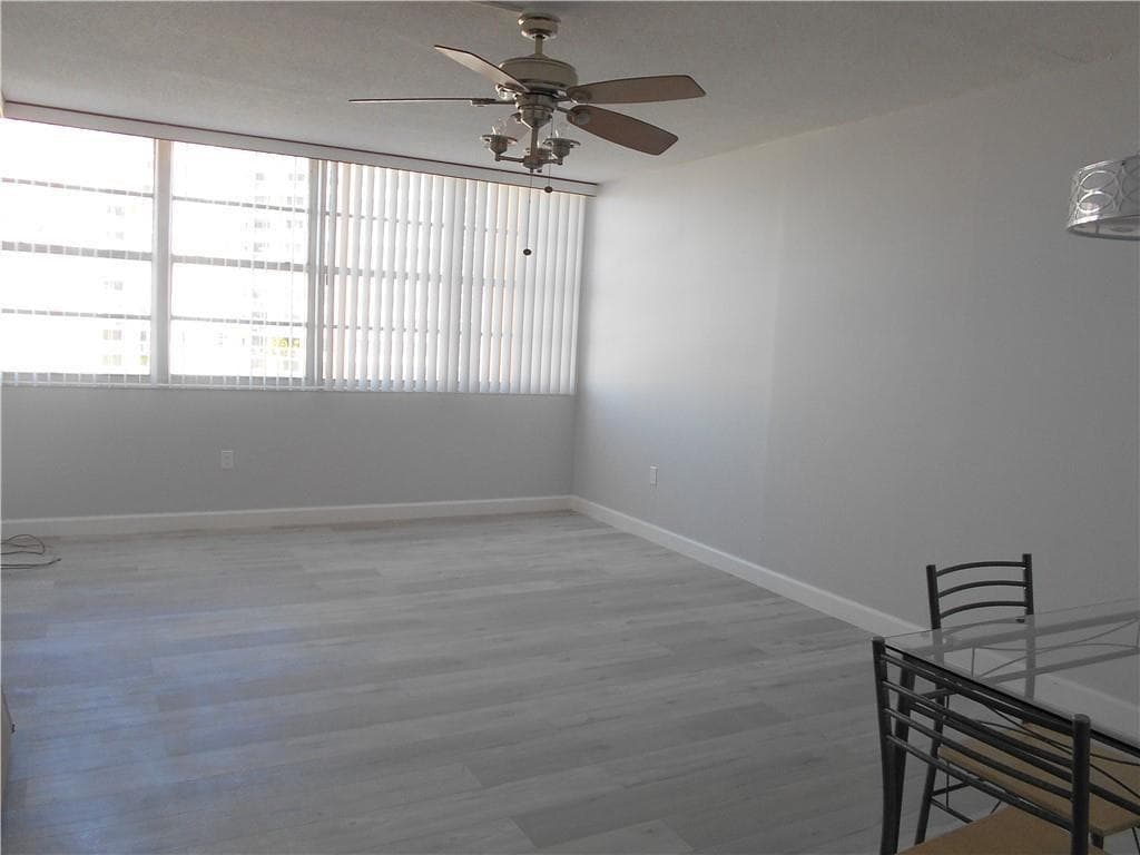 1301 NE MIAMI GARDENS Drive # 723W, Miami, FL 33179 photo 5