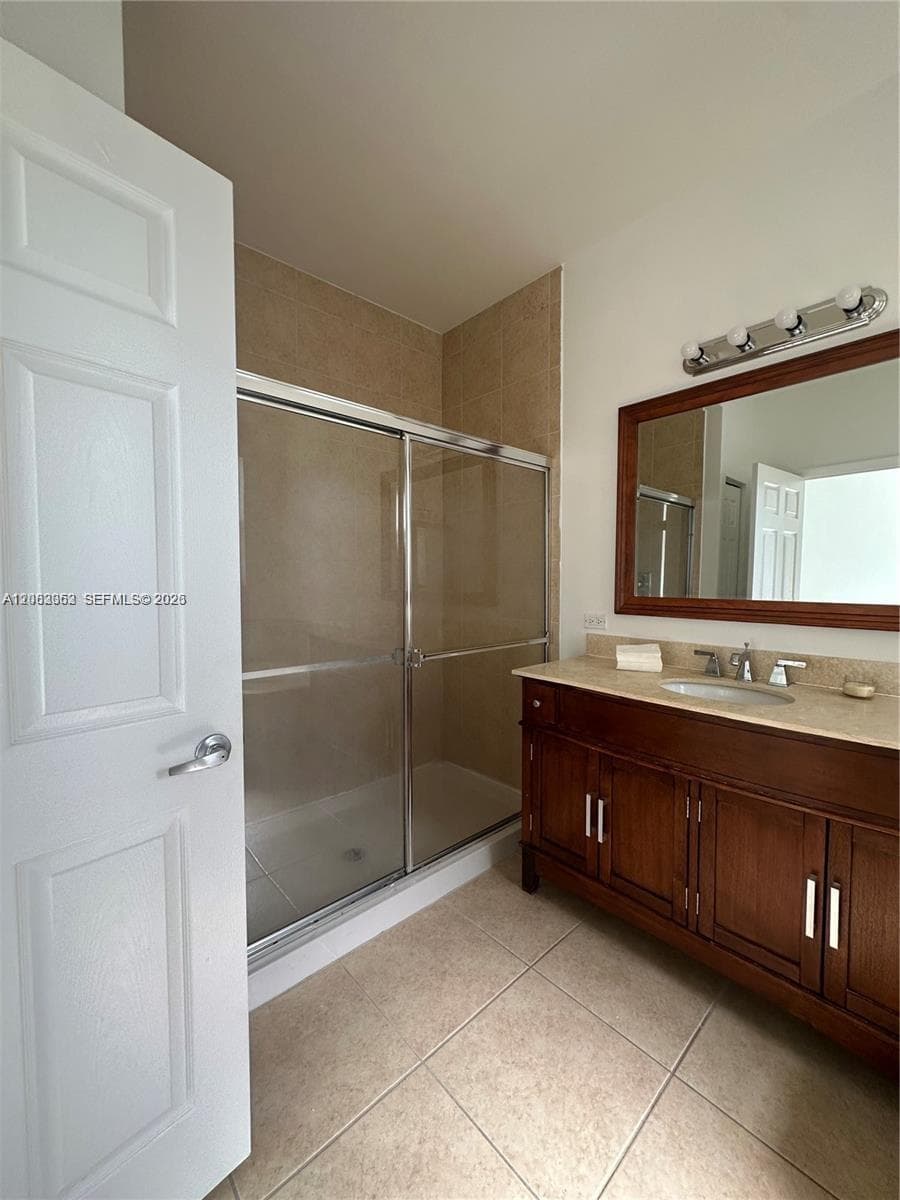 7512 NW 108th Path, Doral, FL 33178 photo 9