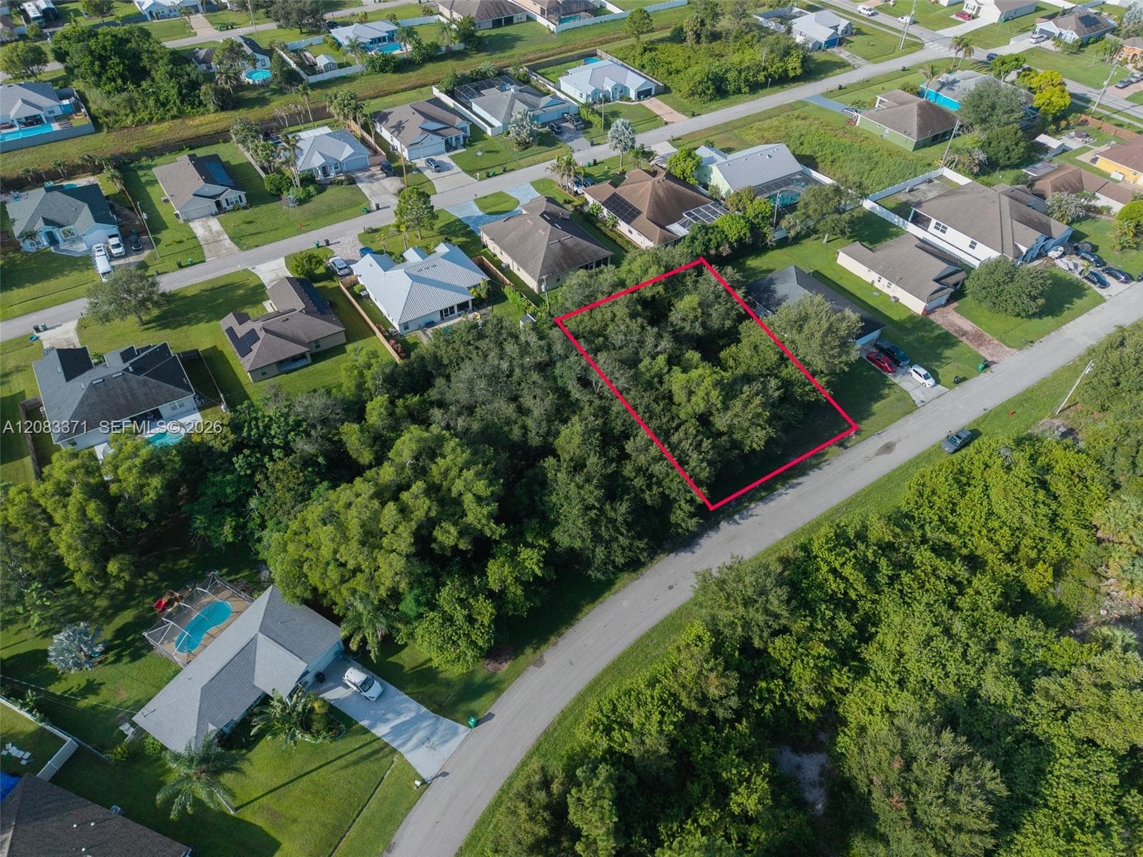265 N Wakefield Cir, Port St. Lucie, FL 34953 photo 2