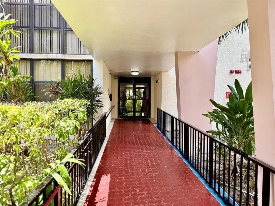 17011 N Bay Rd # 716, Sunny Isles Beach, FL 33160 photo 5