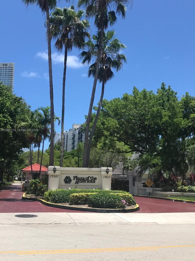 16919 N Bay Rd # 211, Sunny Isles Beach, FL 33160