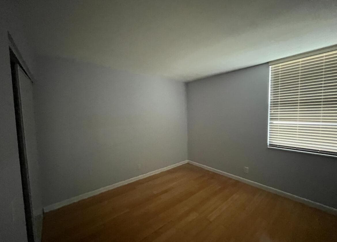 114 LAKE EMERALD Drive # 401, Oakland Park, FL 33309 photo 13