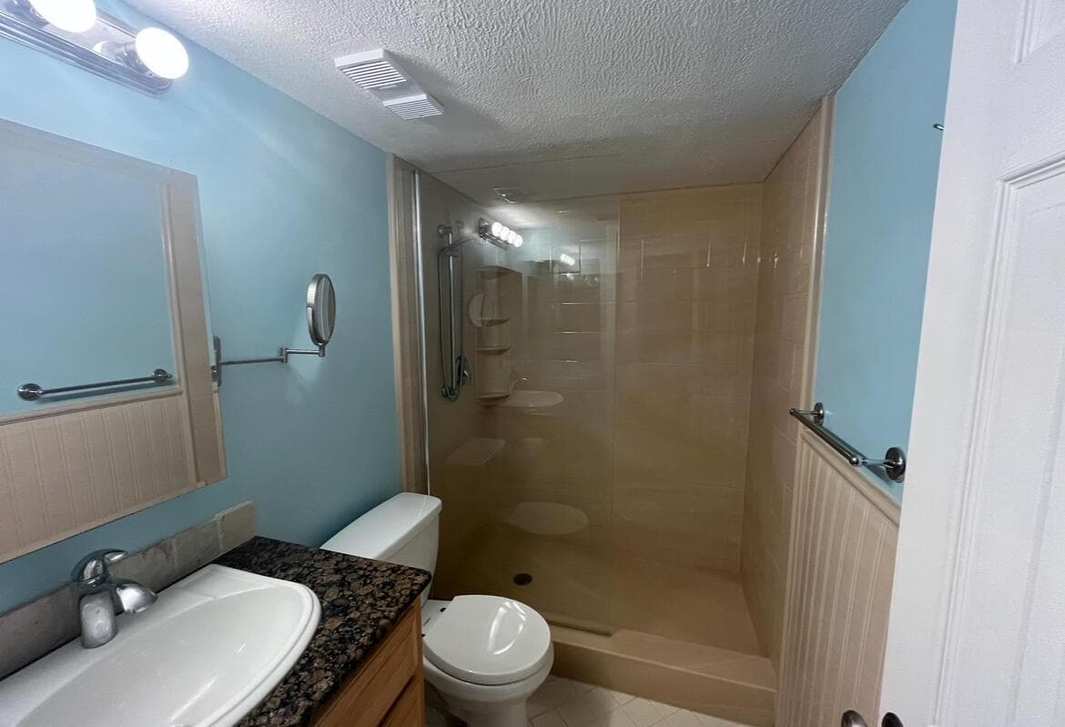 114 LAKE EMERALD Drive # 401, Oakland Park, FL 33309 photo 9