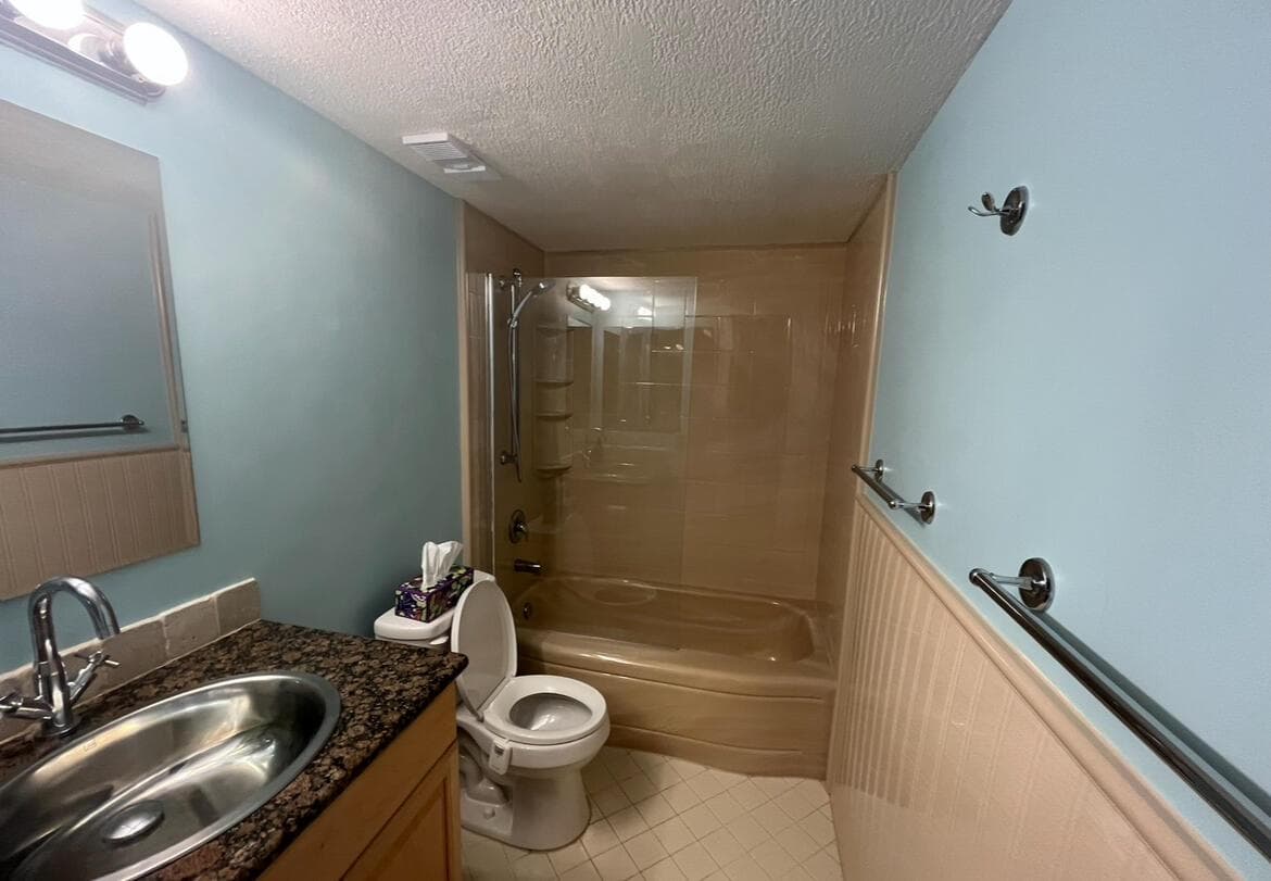 114 LAKE EMERALD Drive # 401, Oakland Park, FL 33309 photo 10