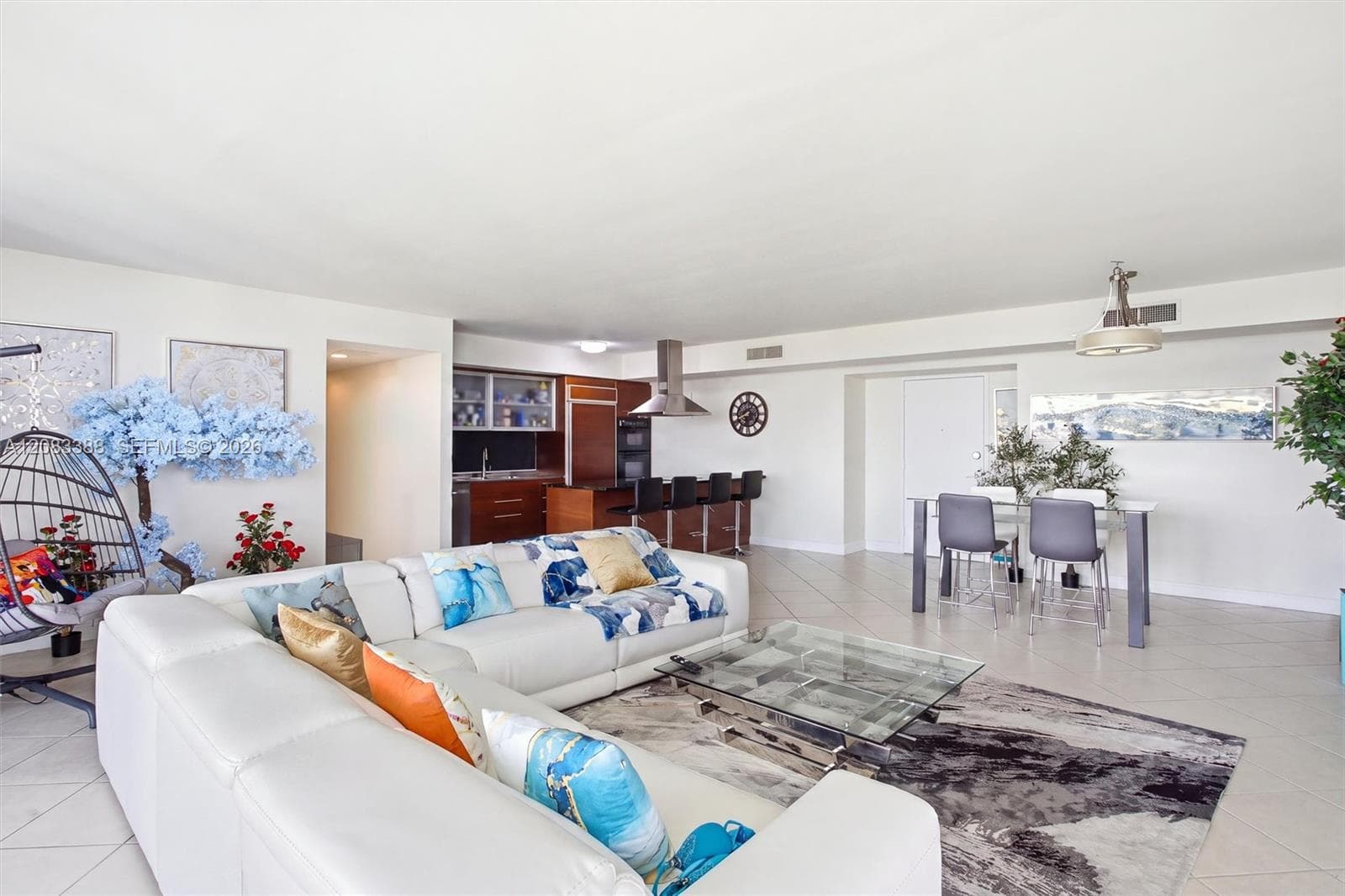 1850 S Ocean Dr # 2305, Hallandale Beach, FL 33009 photo 2