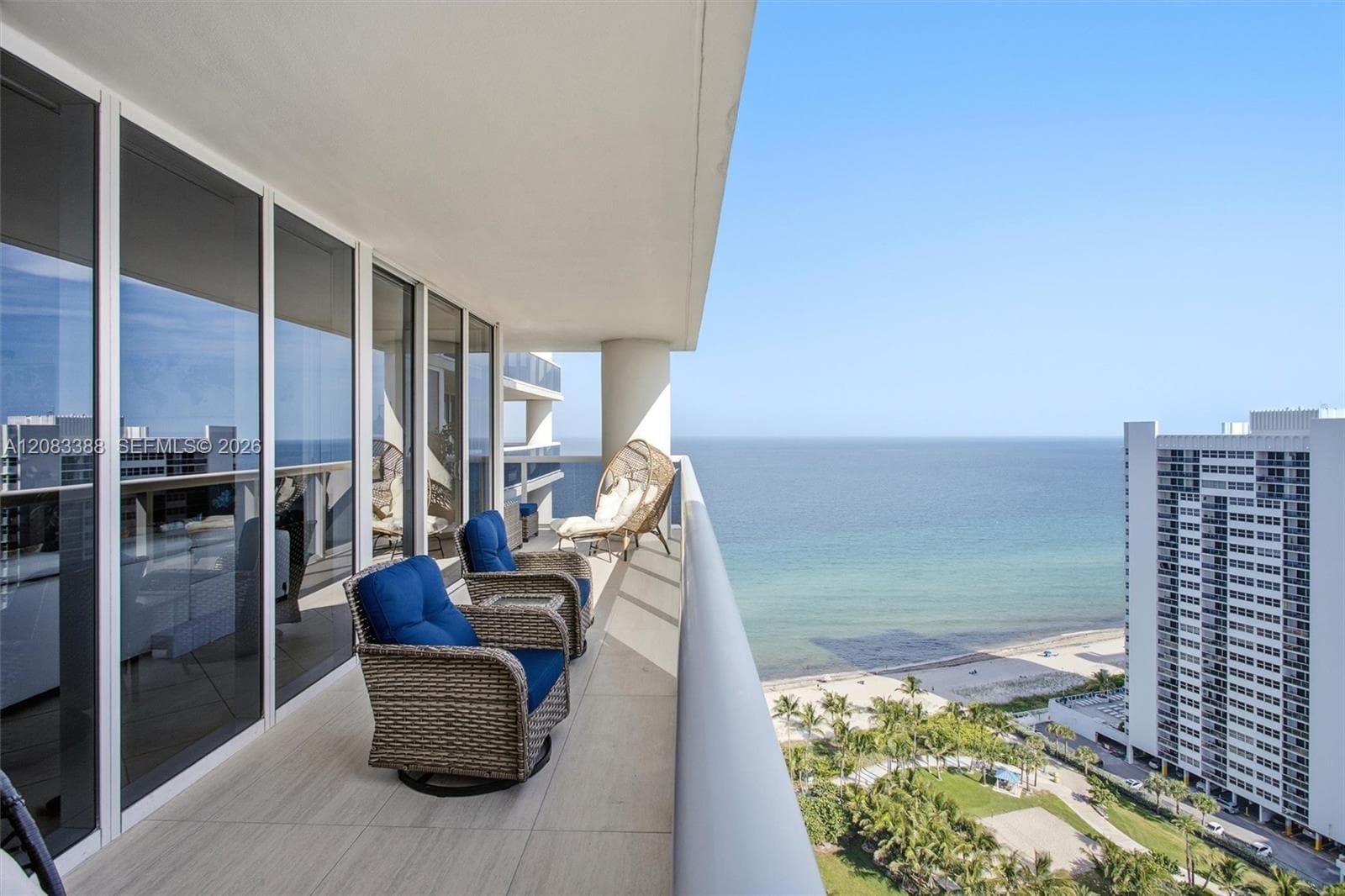 1850 S Ocean Dr # 2305, Hallandale Beach, FL 33009