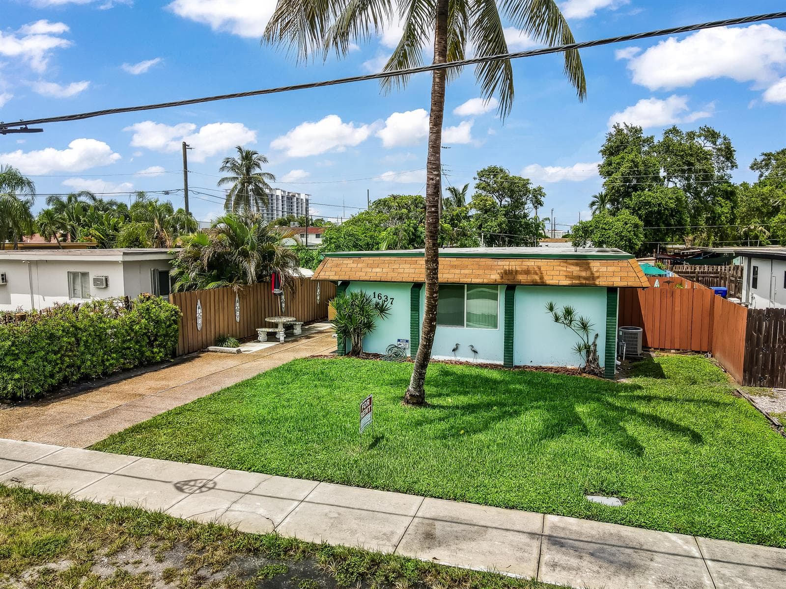 1637 Taft Street, Hollywood, FL 33020 photo 6