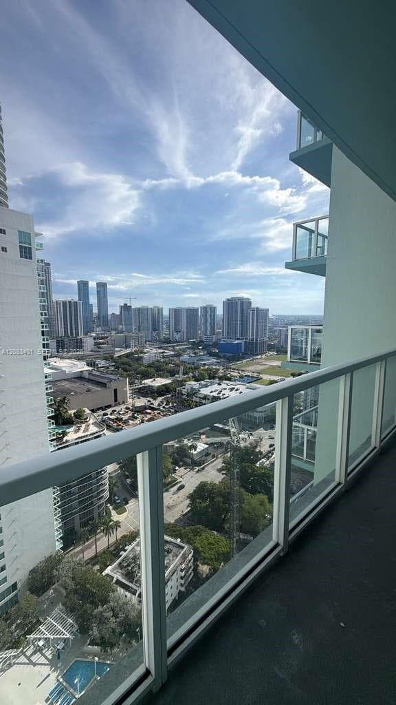 1900 N Bayshore Dr # 3007, Miami, FL 33132 photo 3