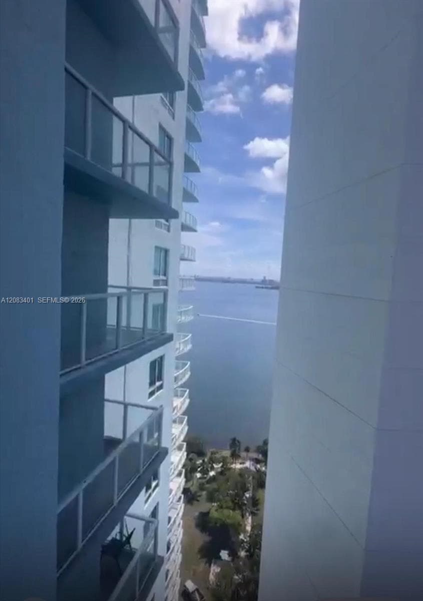 1900 N Bayshore Dr # 3007, Miami, FL 33132