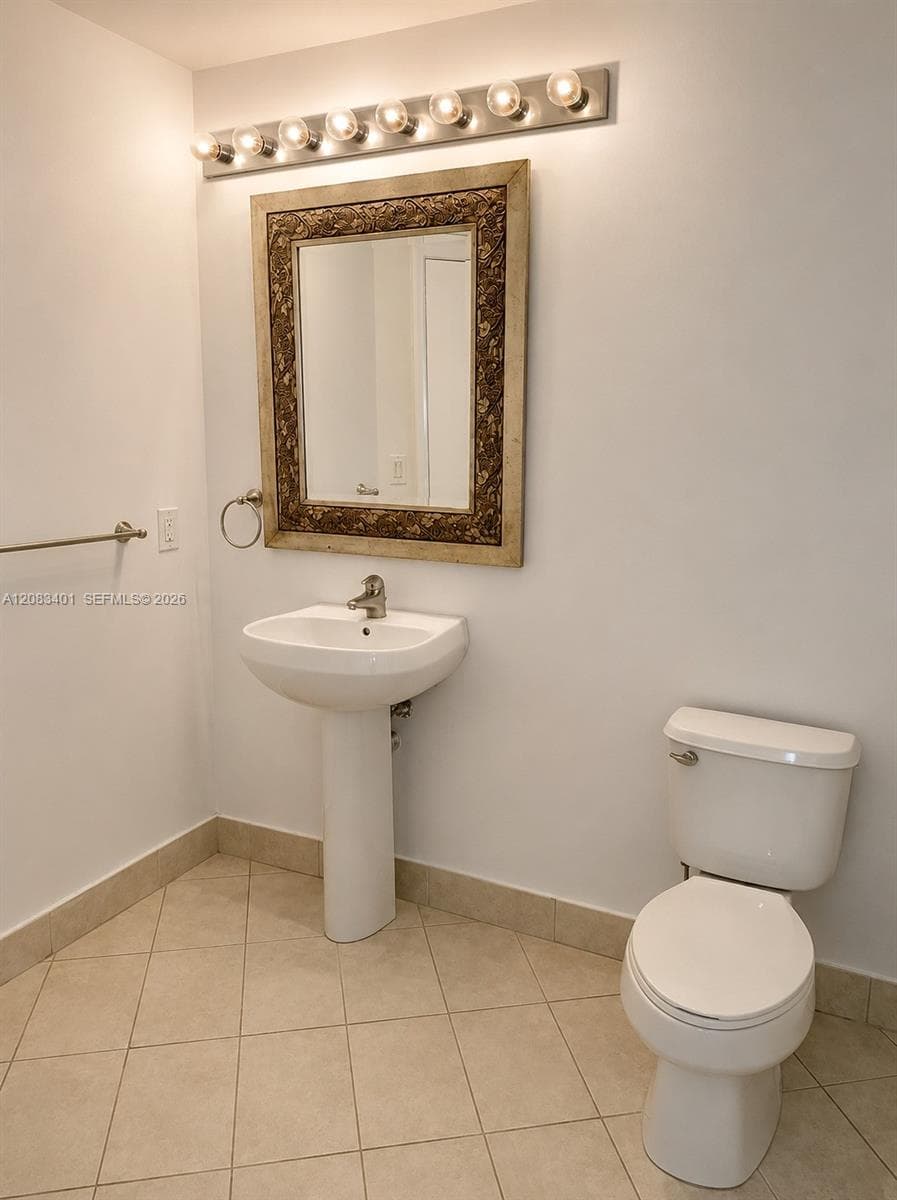 1900 N Bayshore Dr # 3007, Miami, FL 33132 photo 8