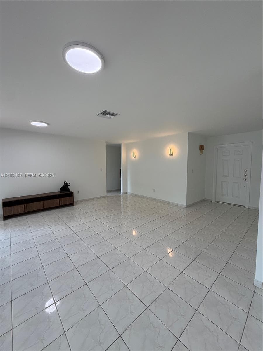 1731 SW 103rd Ave, Miami, FL 33165 photo 3