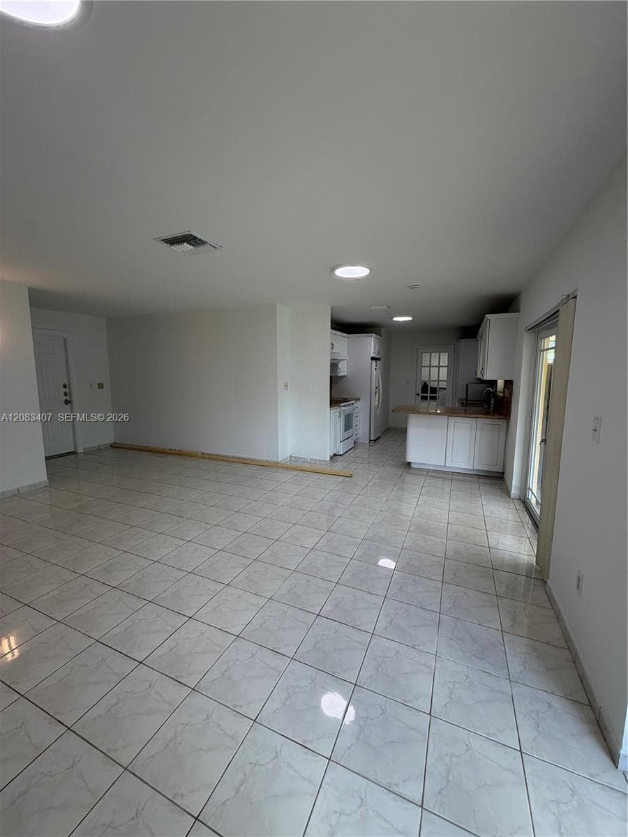 1731 SW 103rd Ave, Miami, FL 33165 photo 4