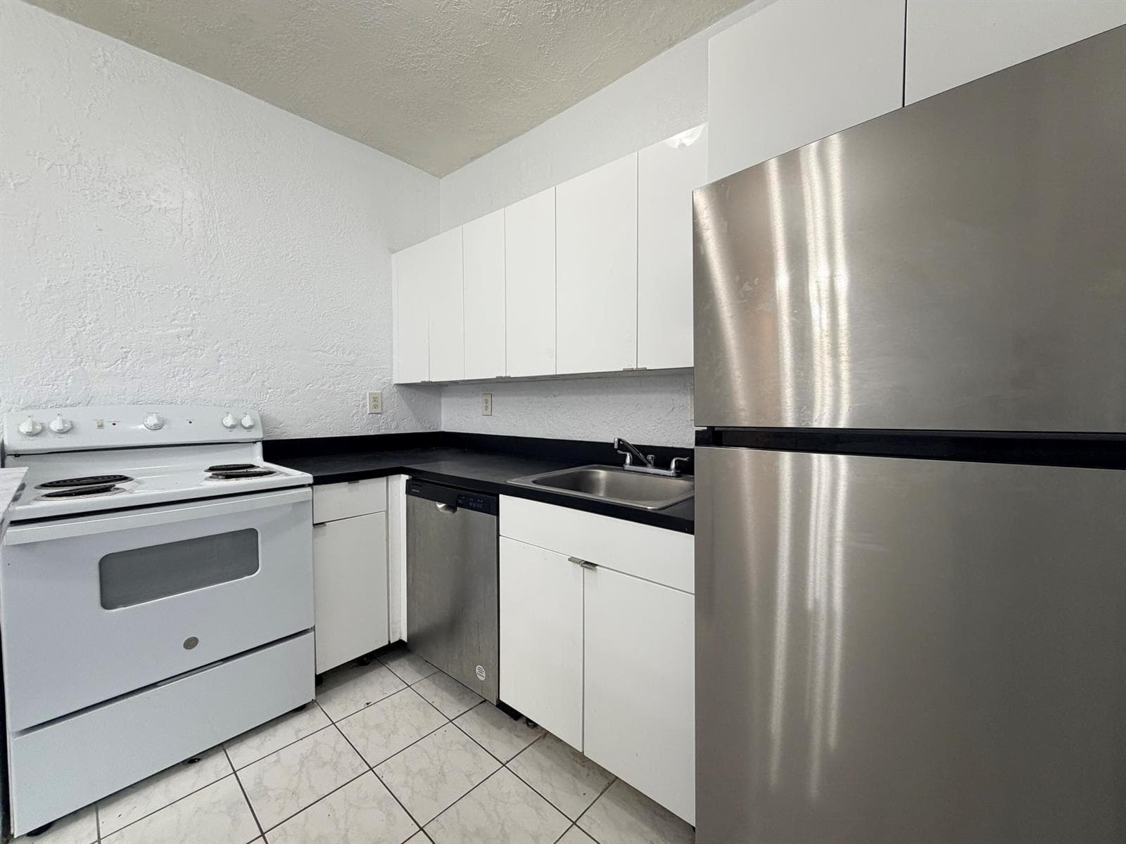 1849 Dewey Street, Hollywood, FL 33020 photo 3