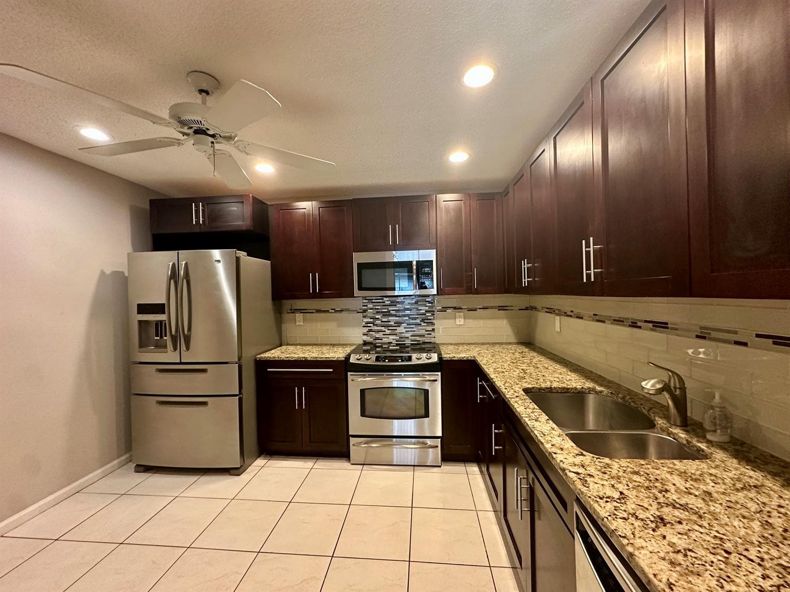 9292 Sabal Ridge Circle # D, Boca Raton, FL 33428 photo 3