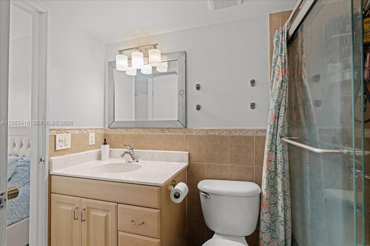 1914 SW 17th Ave # 24, Miami, FL 33145 photo 12