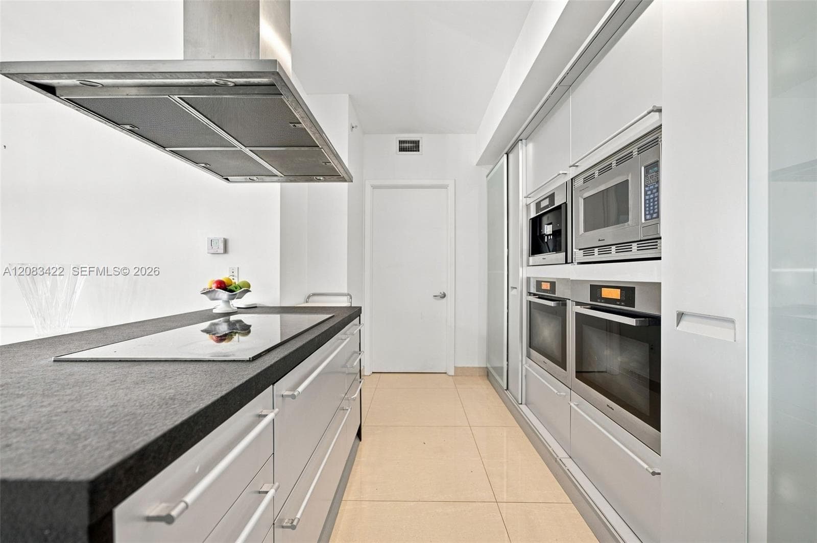 18201 Collins Ave # 802, Sunny Isles Beach, FL 33160 photo 7