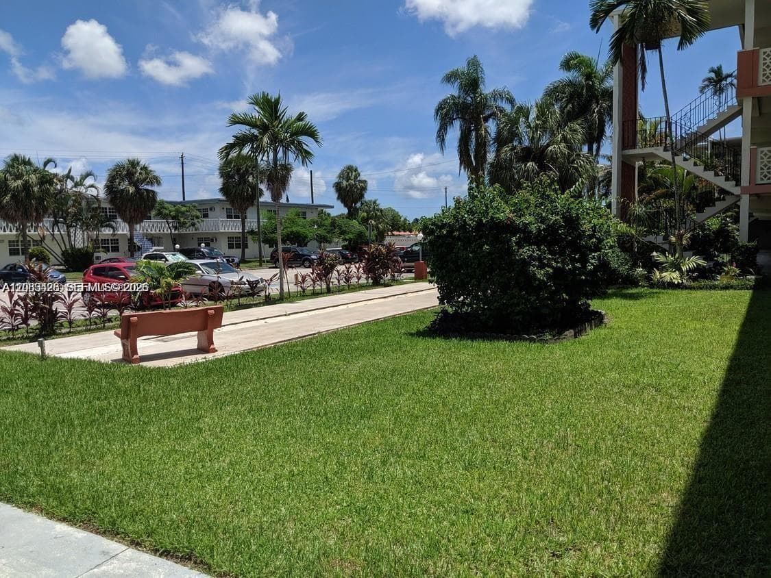 1450 NE 170th St # 114, North Miami Beach, FL 33162 photo 3