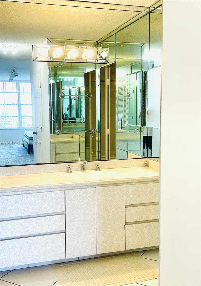 3800 S Ocean Dr # 1404, Hollywood, FL 33019 photo 10