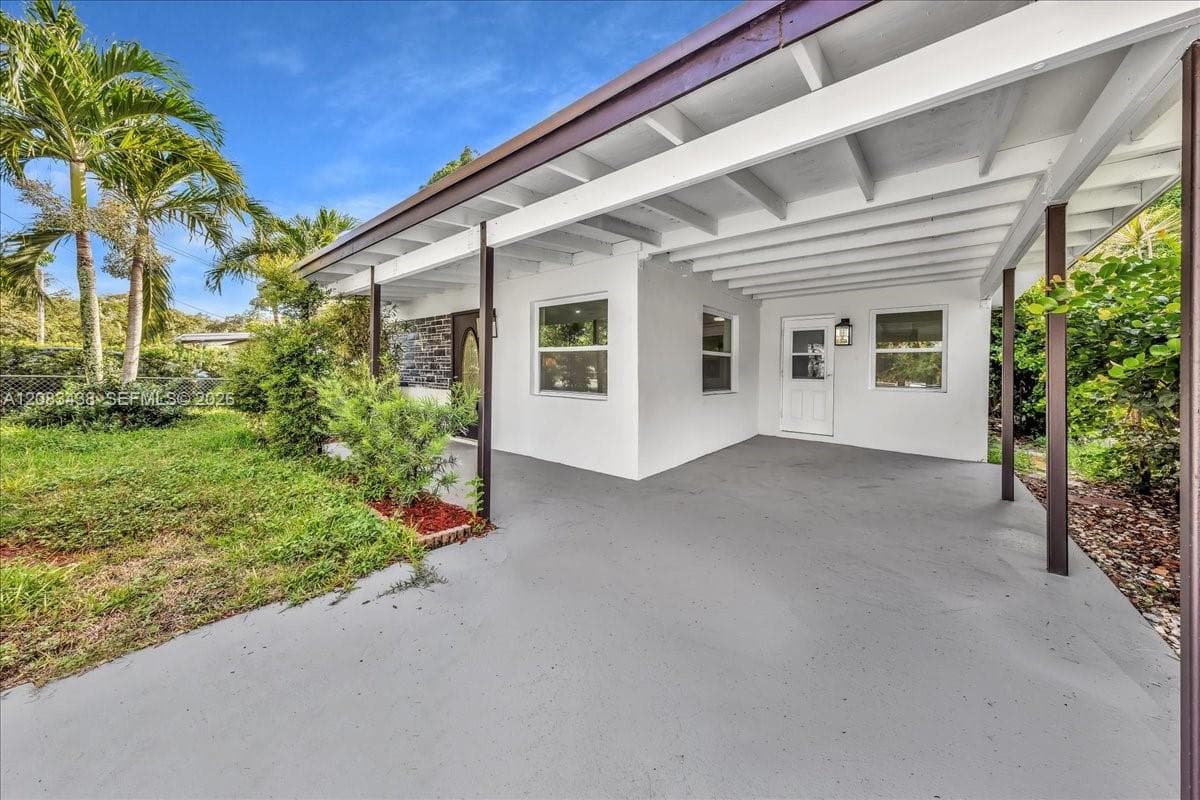 535 NW 23rd Ave, Fort Lauderdale, FL 33311