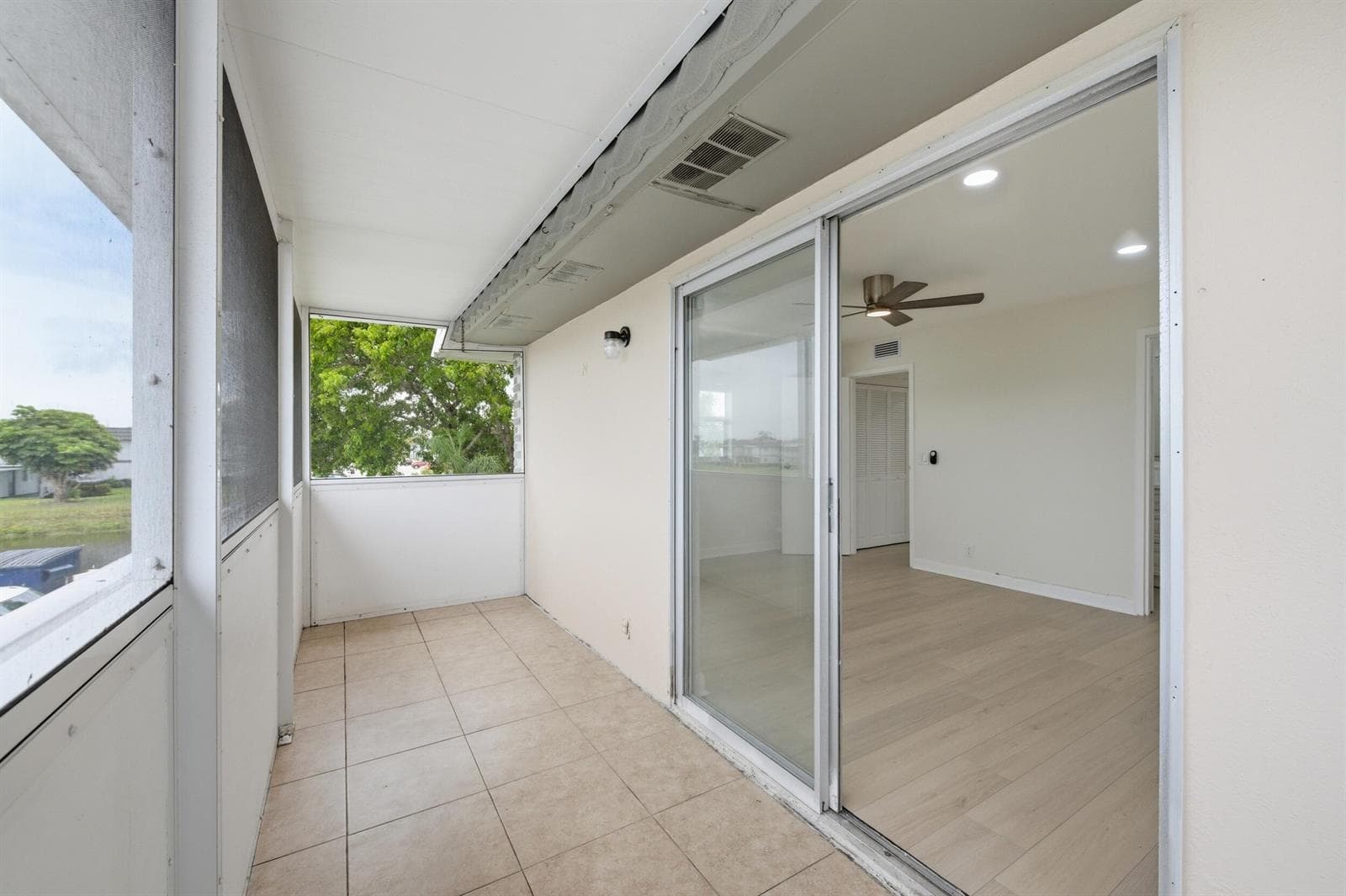 670 MONACO Court N, Delray Beach, FL 33446 photo 2