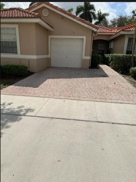13040 NW 5TH Street, Pembroke Pines, FL 33028 photo 2