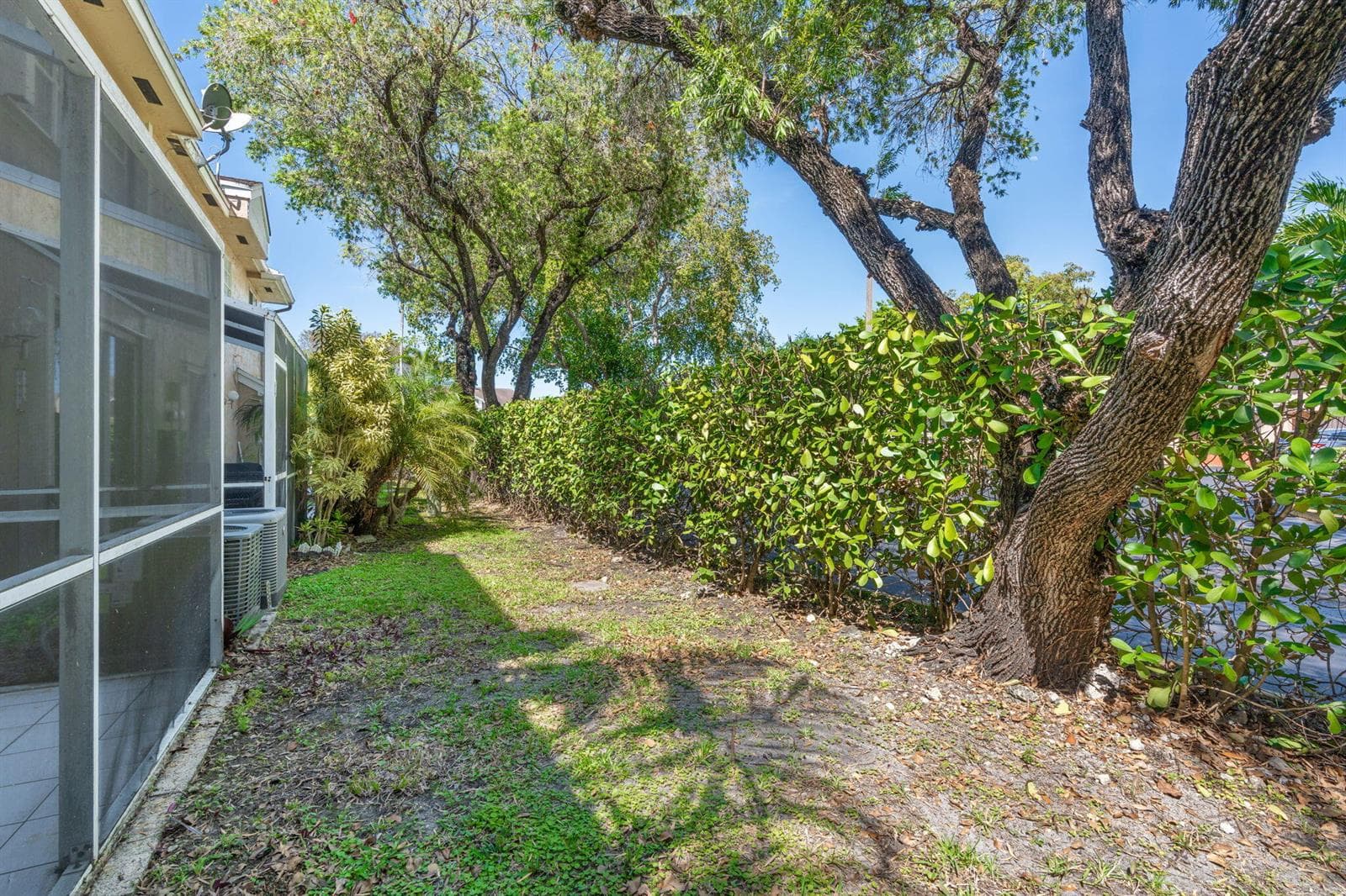 7107 Woodmont Way, Tamarac, FL 33321 photo 8