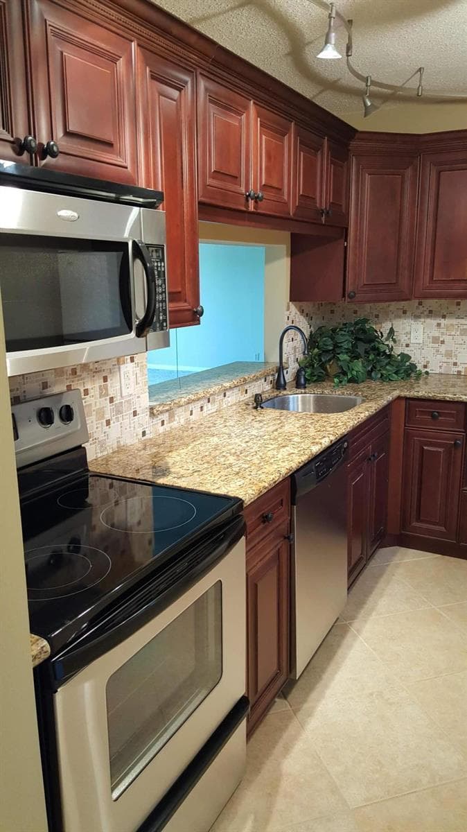 5130 Las Verdes Circle # 301, Delray Beach, FL 33484 photo 3