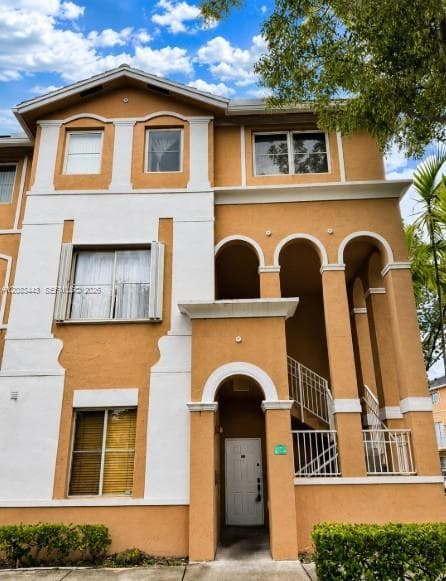 7080 NW 177th St # 107-13, Hialeah, FL 33015