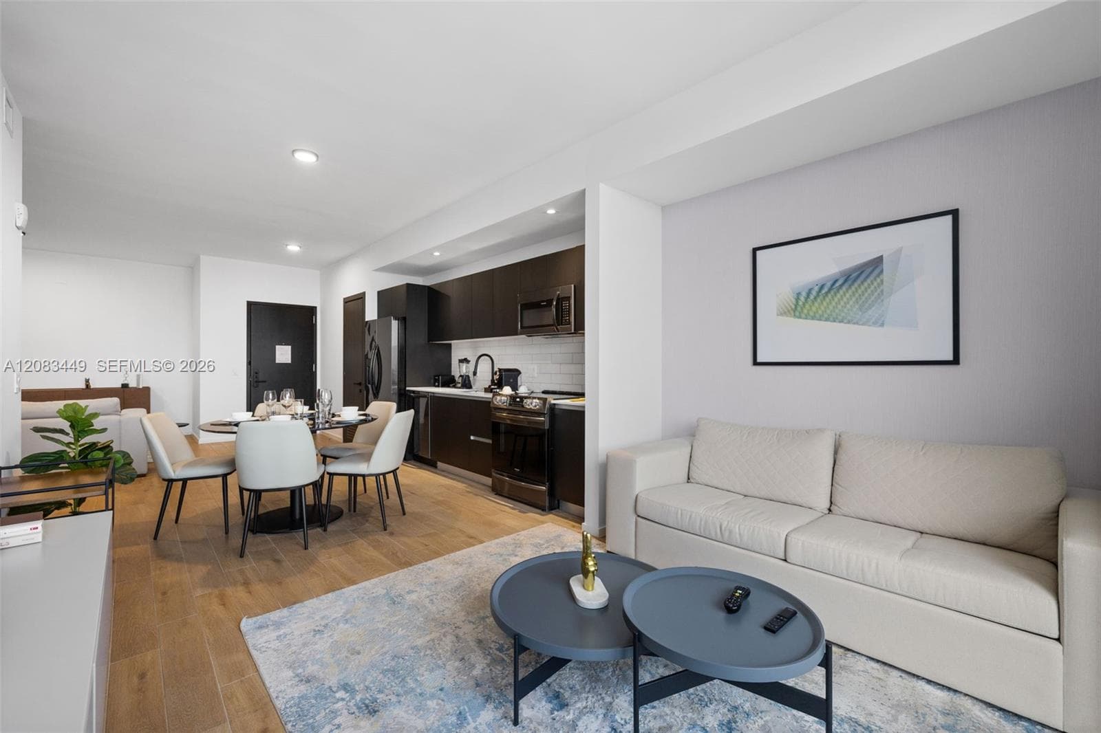 398 NE 5th St # 4117, Miami, FL 33132 photo 3
