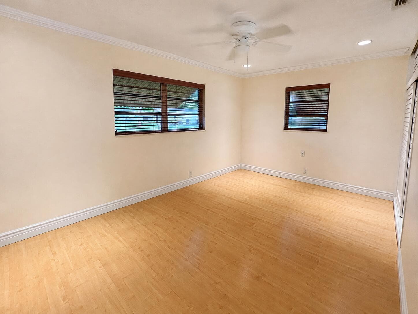 1401 S DEERFIELD Avenue, Deerfield Beach, FL 33441 photo 5
