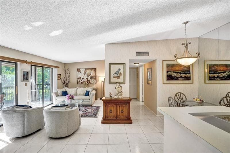 10783 W CLAIRMONT Circle # 205, Tamarac, FL 33321 photo 3