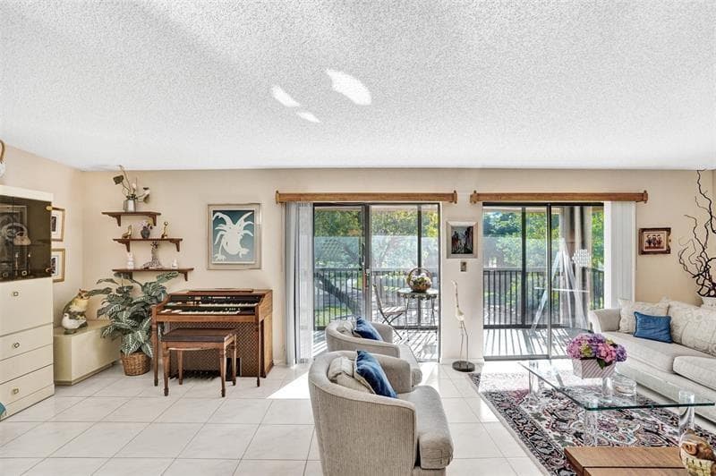 10783 W CLAIRMONT Circle # 205, Tamarac, FL 33321 photo 10