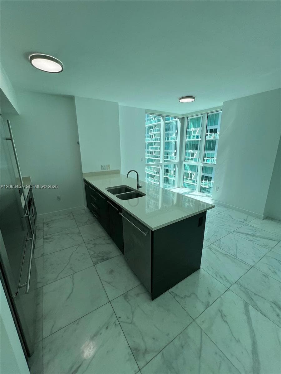 55 SE 6th St # 2101, Miami, FL 33131 photo 3
