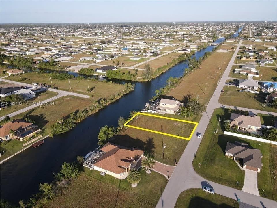 223 NW 19th Ter, Cape Coral, FL 33993 photo 3