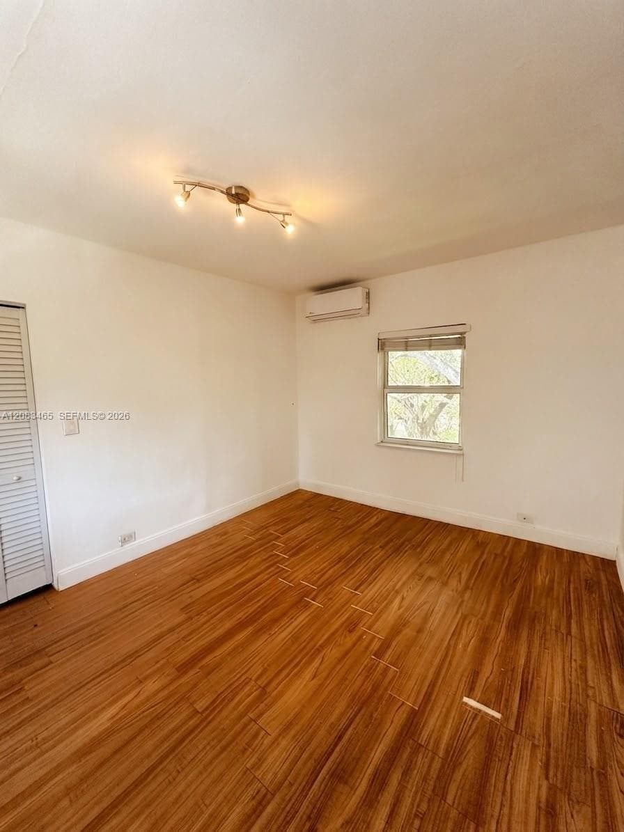 648 NE 80th St # 10, Miami, FL 33138 photo 8
