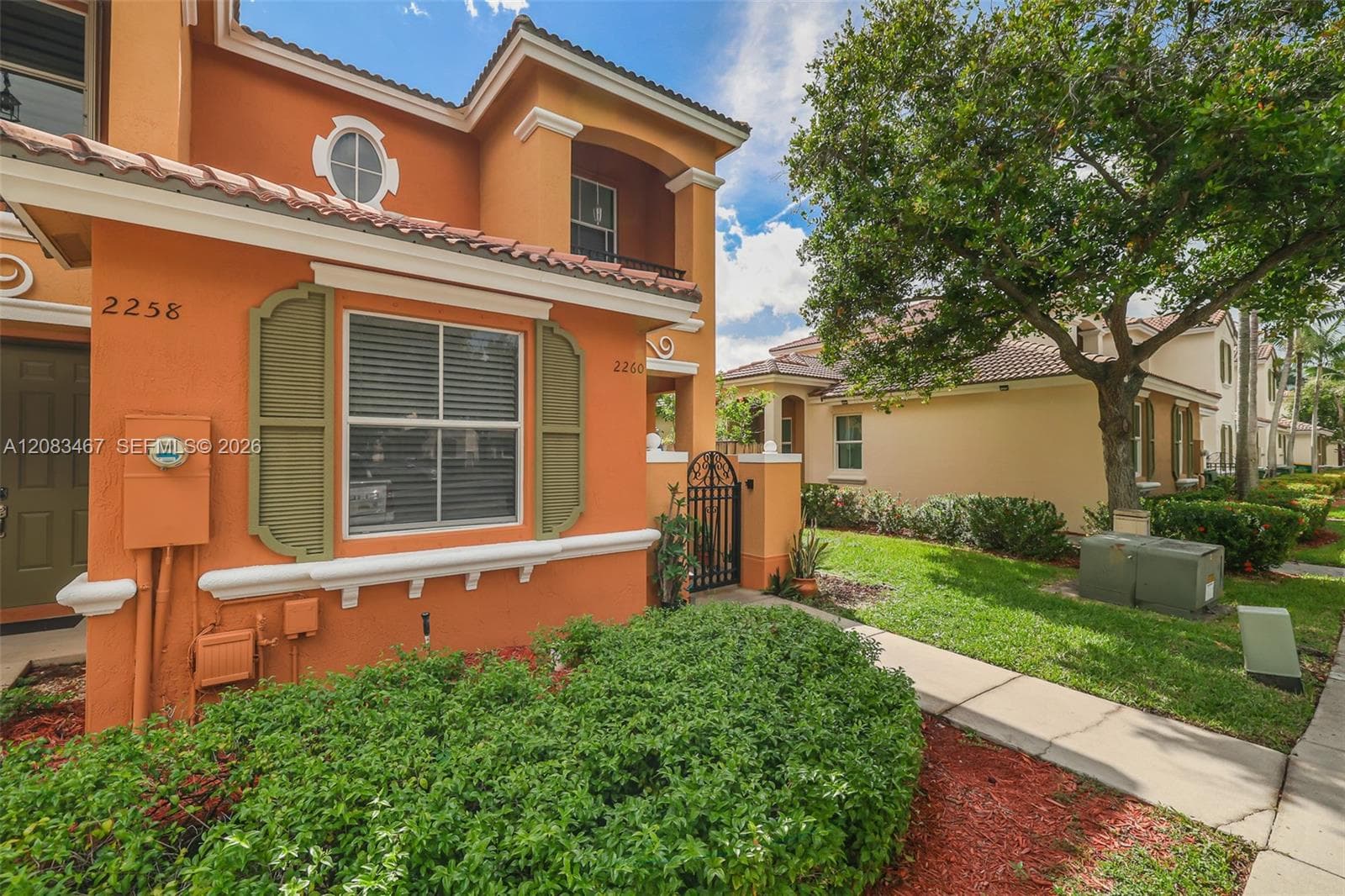 2260 NE 42nd Cir, Homestead, FL 33033 photo 3
